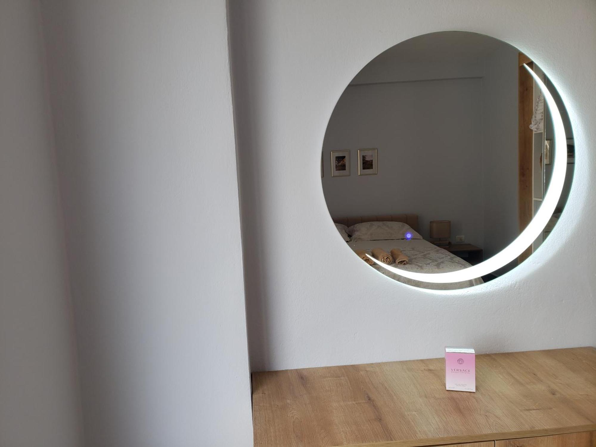 Leones Apartament Tirana Exteriör bild